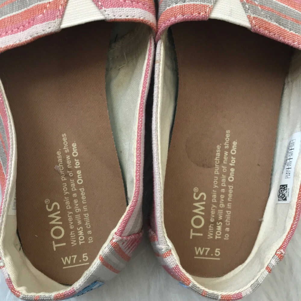 Toms size 7.5 - Picture 3 of 6